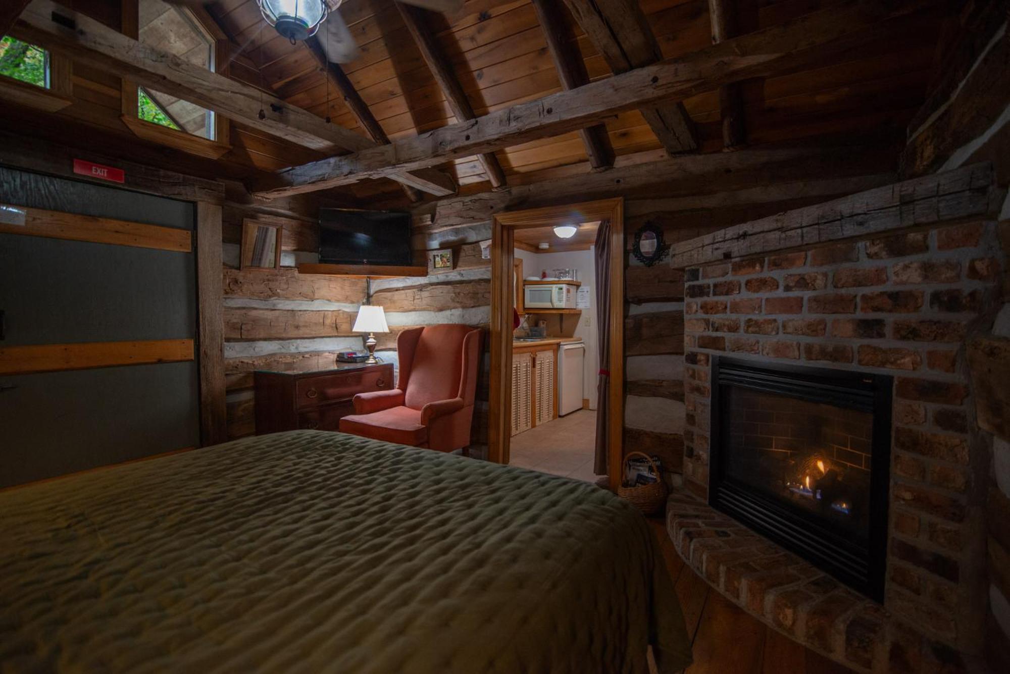 Moore House Inn & Cabins Marlinton Kamer foto