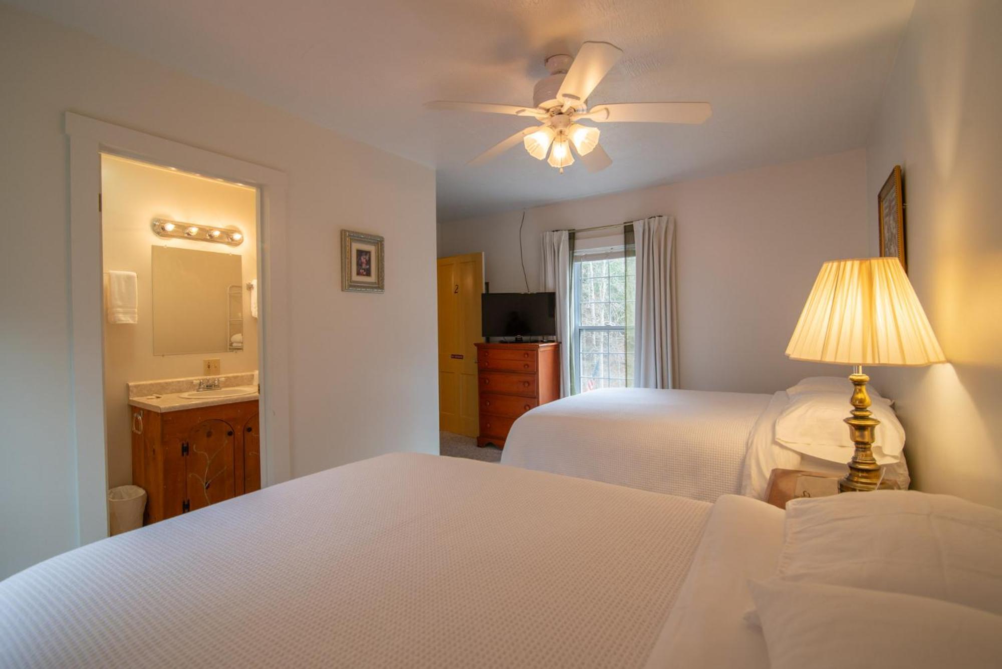 Moore House Inn & Cabins Marlinton Kamer foto