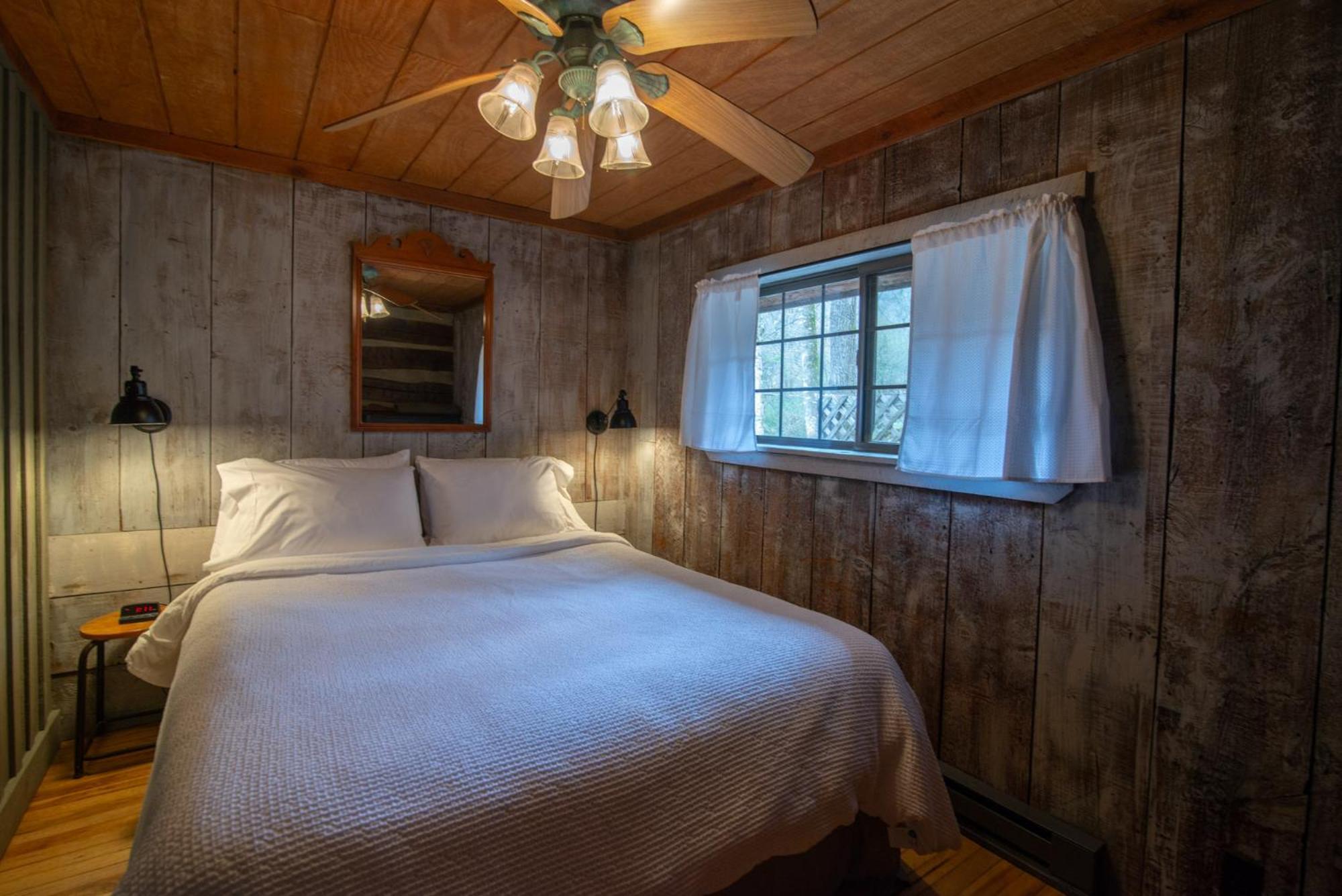 Moore House Inn & Cabins Marlinton Kamer foto